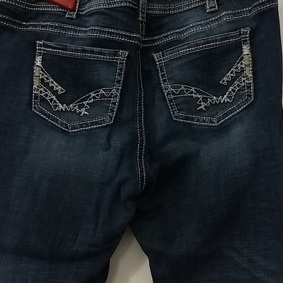 Jeans - Picture 3 of 6